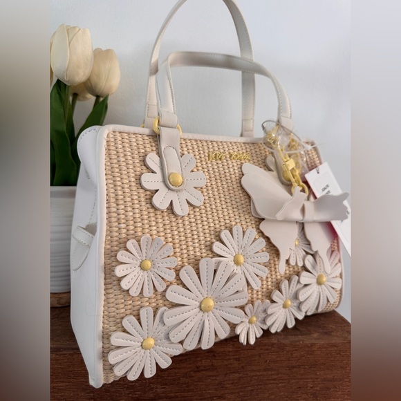 NWT Betsey Johnson Rafia Daisy Purse - Picture 4 of 9
